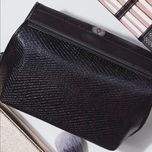 Henry Charles deluxe makeup clutch